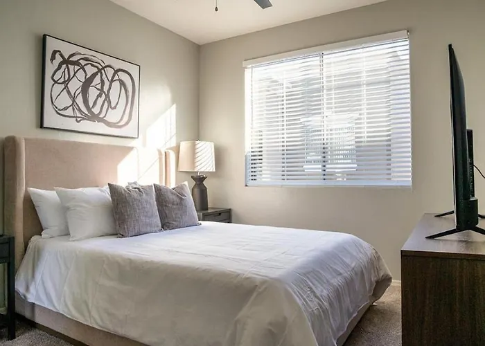 Landing Modern With Amazing Amenities Apartment *