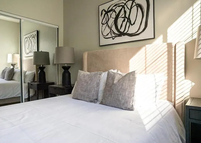 Landing Modern With Amazing Amenities Tucson